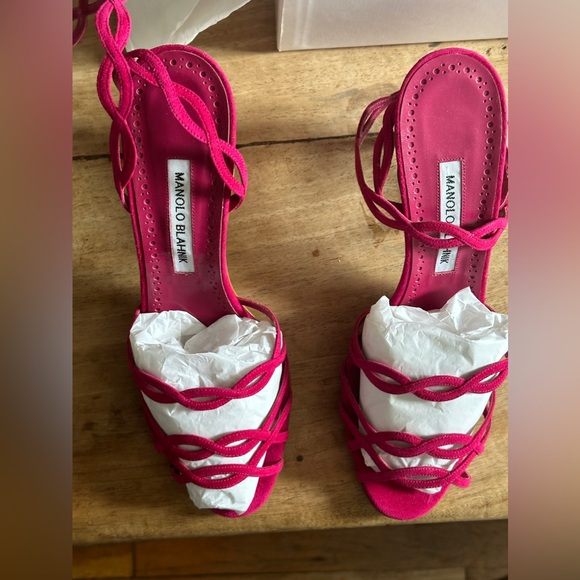 Manolo Gorgeous Brand New 🎨 Fuchsia Spring Heels 🎨 Lena001 - Picture 3 of 7